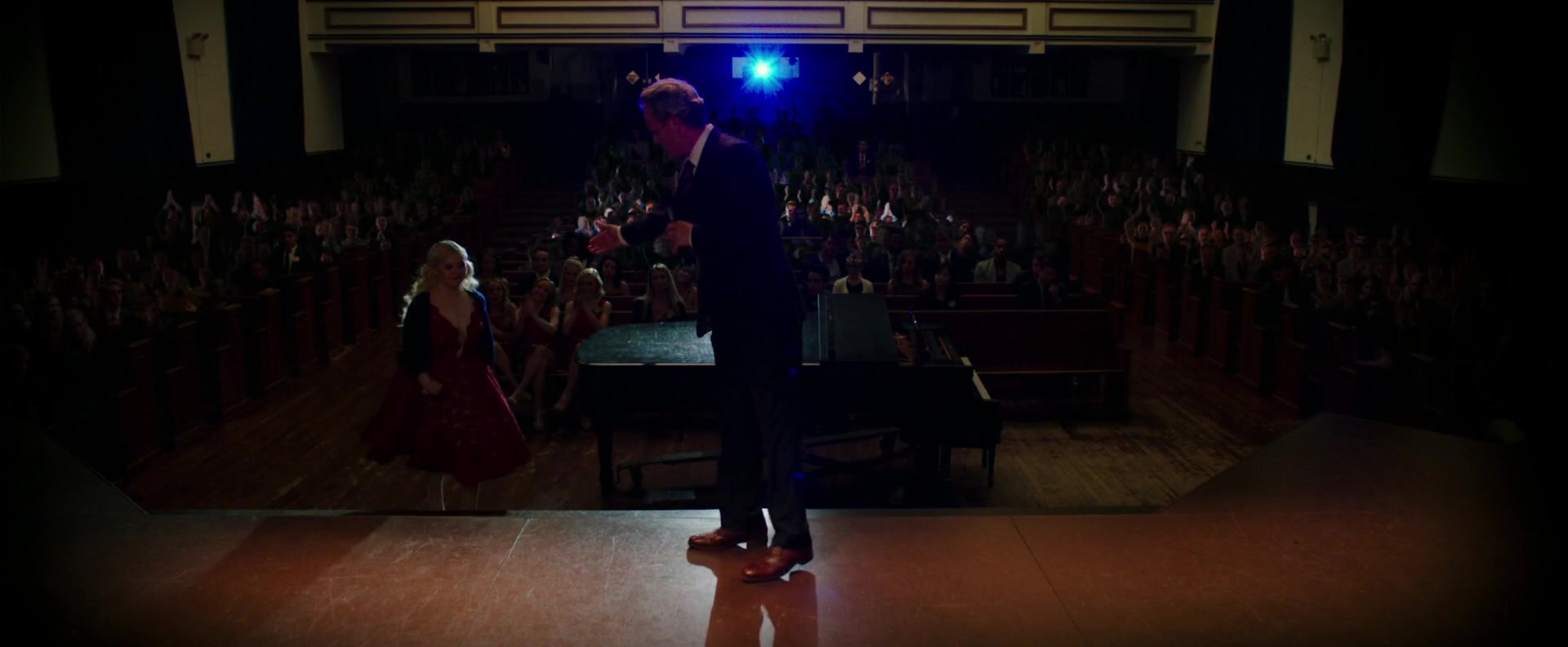 Freak_Show_2017_1080p_010541.jpg