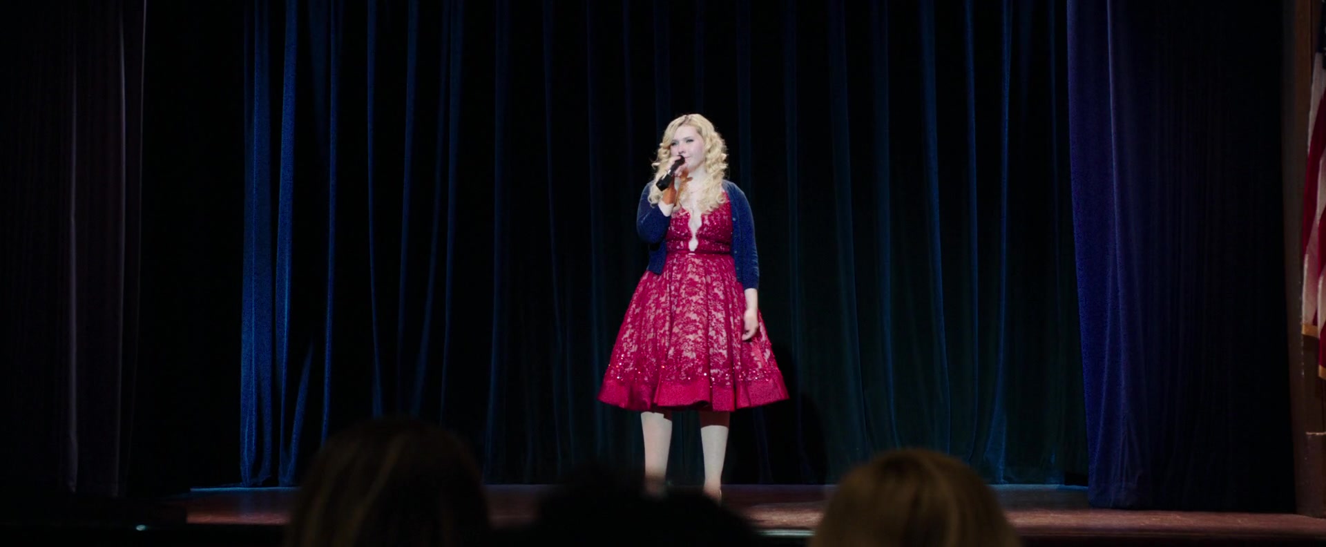 Freak_Show_2017_1080p_010598.jpg