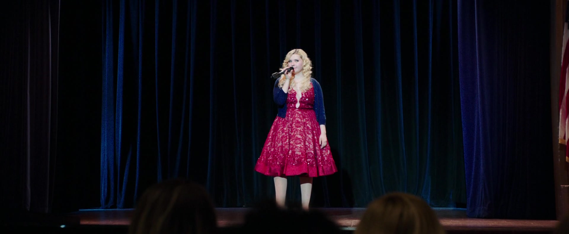 Freak_Show_2017_1080p_010599.jpg