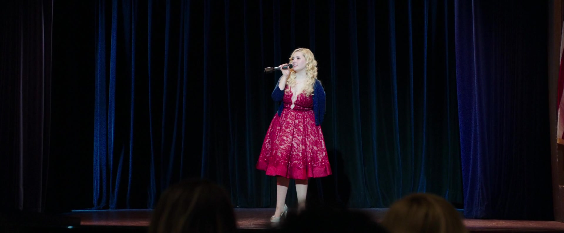 Freak_Show_2017_1080p_010602.jpg