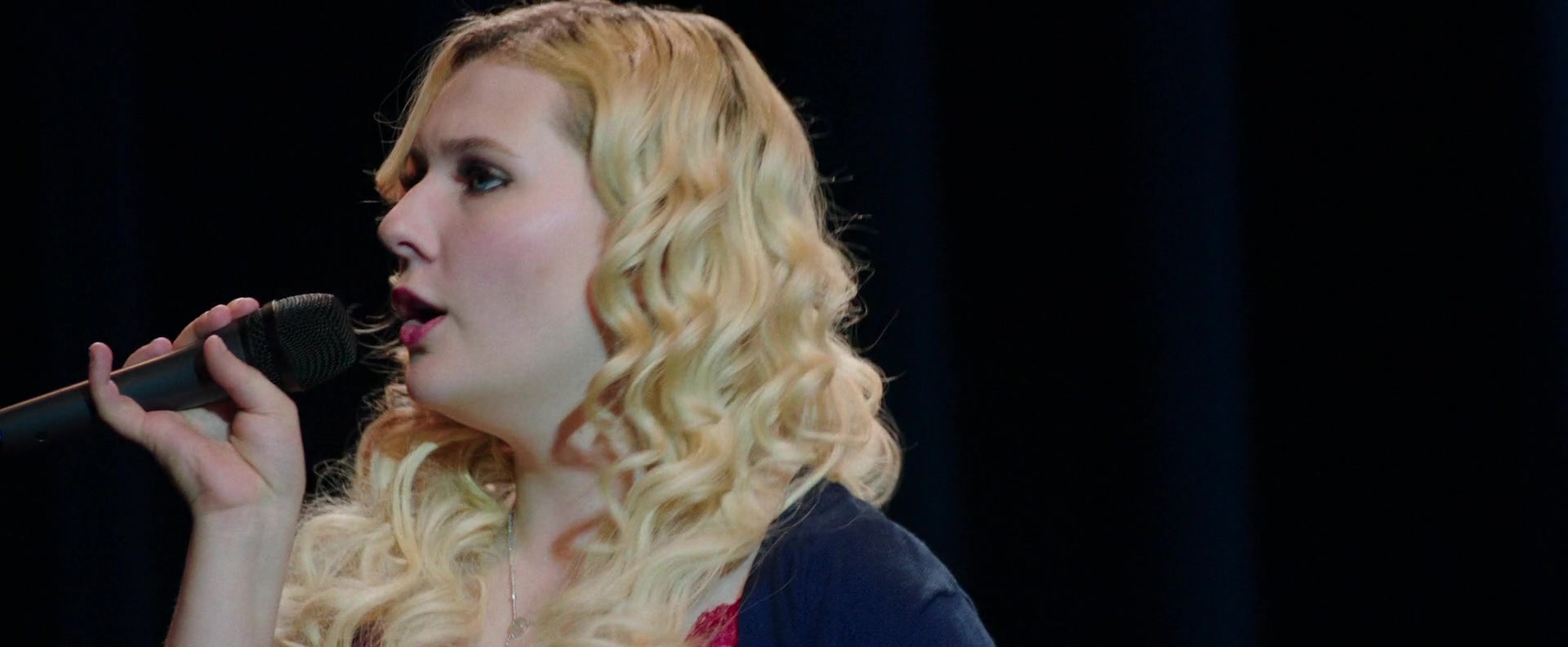 Freak_Show_2017_1080p_010627.jpg