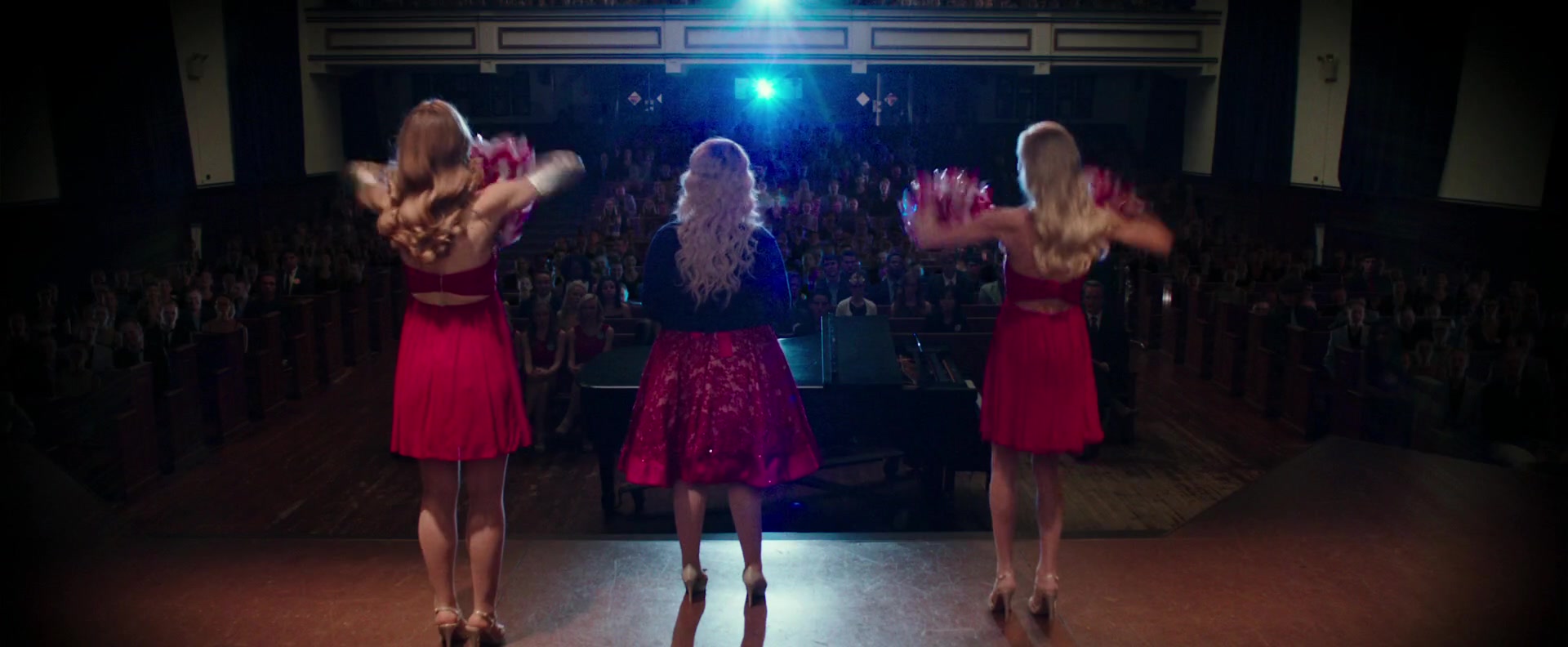 Freak_Show_2017_1080p_010752.jpg Freak_Show_2017_1080p_010752.jpg