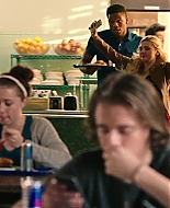 Freak_Show_2017_1080p_001239.jpg