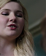 Freak_Show_2017_1080p_002038.jpg