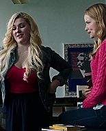 Freak_Show_2017_1080p_002050.jpg