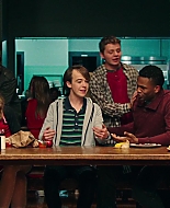 Freak_Show_2017_1080p_005235.jpg