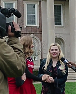 Freak_Show_2017_1080p_007897.jpg