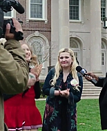 Freak_Show_2017_1080p_007910.jpg