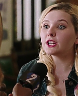 Freak_Show_2017_1080p_008979.jpg