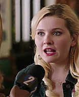 Freak_Show_2017_1080p_008998.jpg