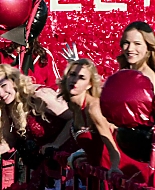 Freak_Show_2017_1080p_010036.jpg