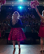 Freak_Show_2017_1080p_010754.jpg