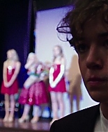 Freak_Show_2017_1080p_011543.jpg