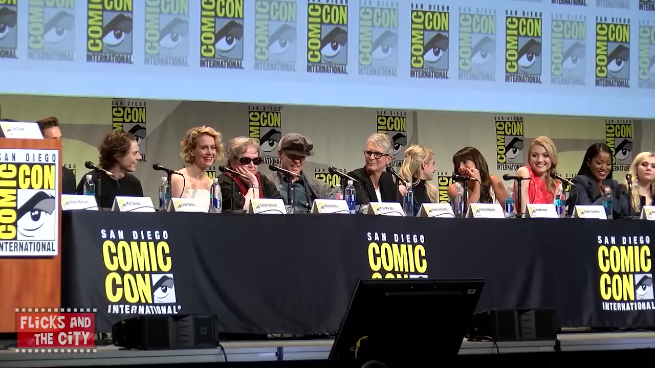 sq_ahs_panel_comiccon2015_002272.jpg