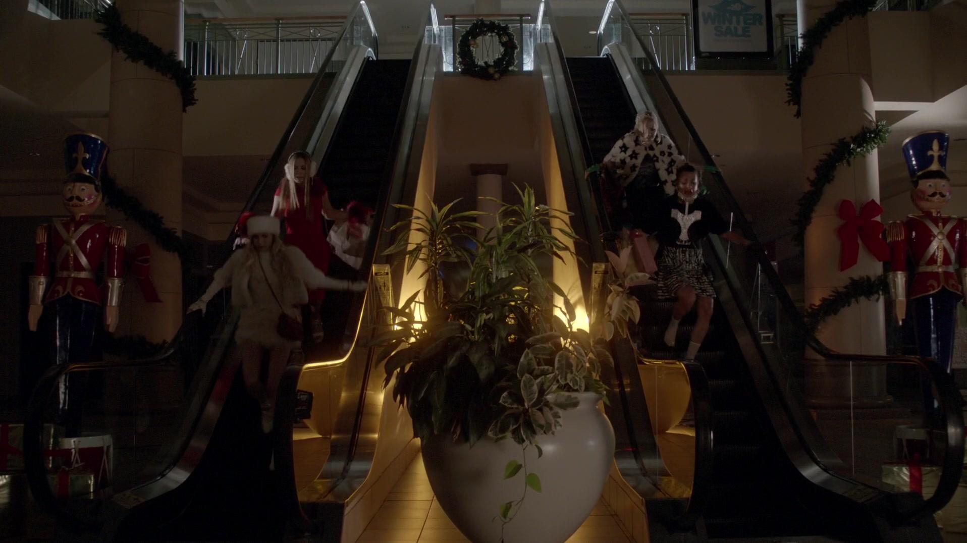 Scream_Queens_2015_S01E11_Black_Friday_1080p__1243.jpg