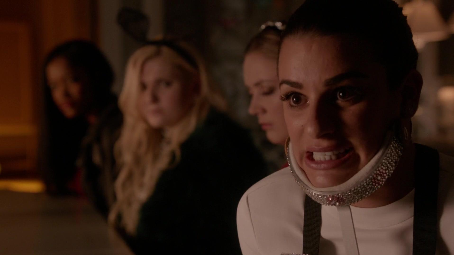 Scream_Queens_2015_S01E11_Black_Friday_1080p__5225.jpg