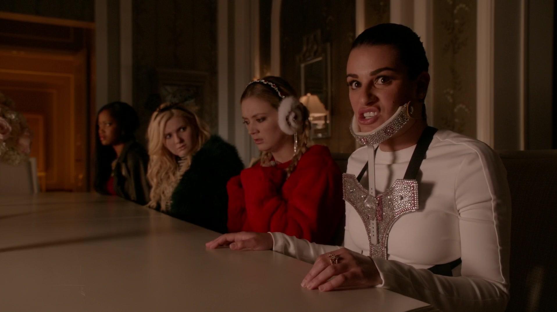 Scream_Queens_2015_S01E11_Black_Friday_1080p__5300.jpg
