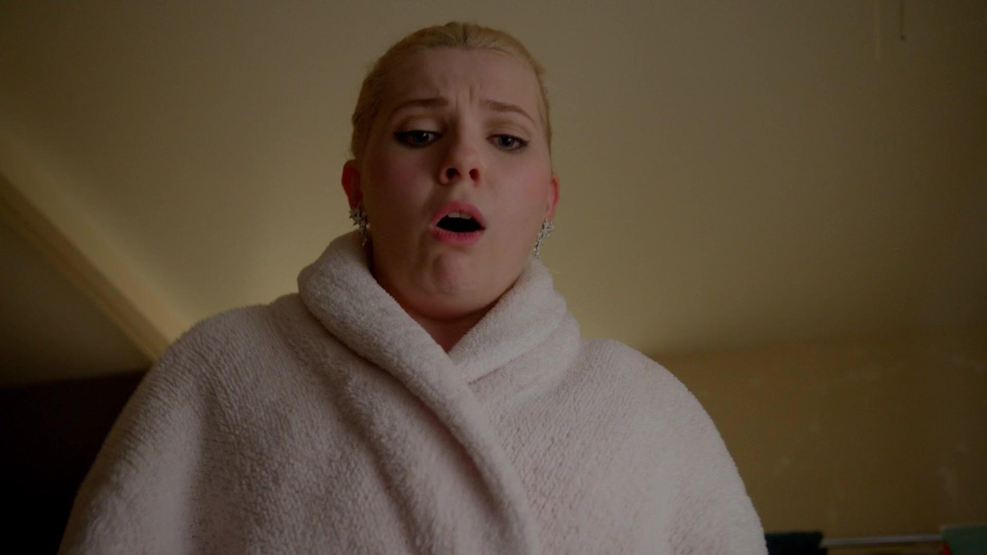 Scream_Queens_2016_S02E01_1080p_3624.jpg