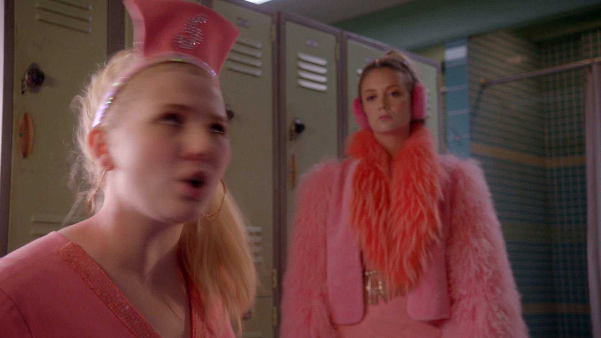 Scream_Queens_2016_S02E01_1080p_5295.jpg