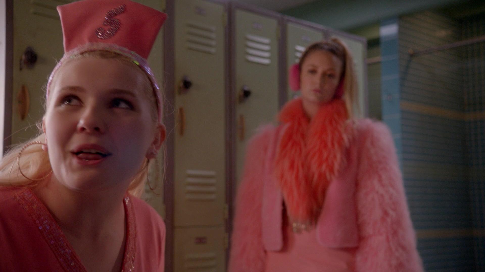 Scream_Queens_2016_S02E01_1080p_5395.jpg