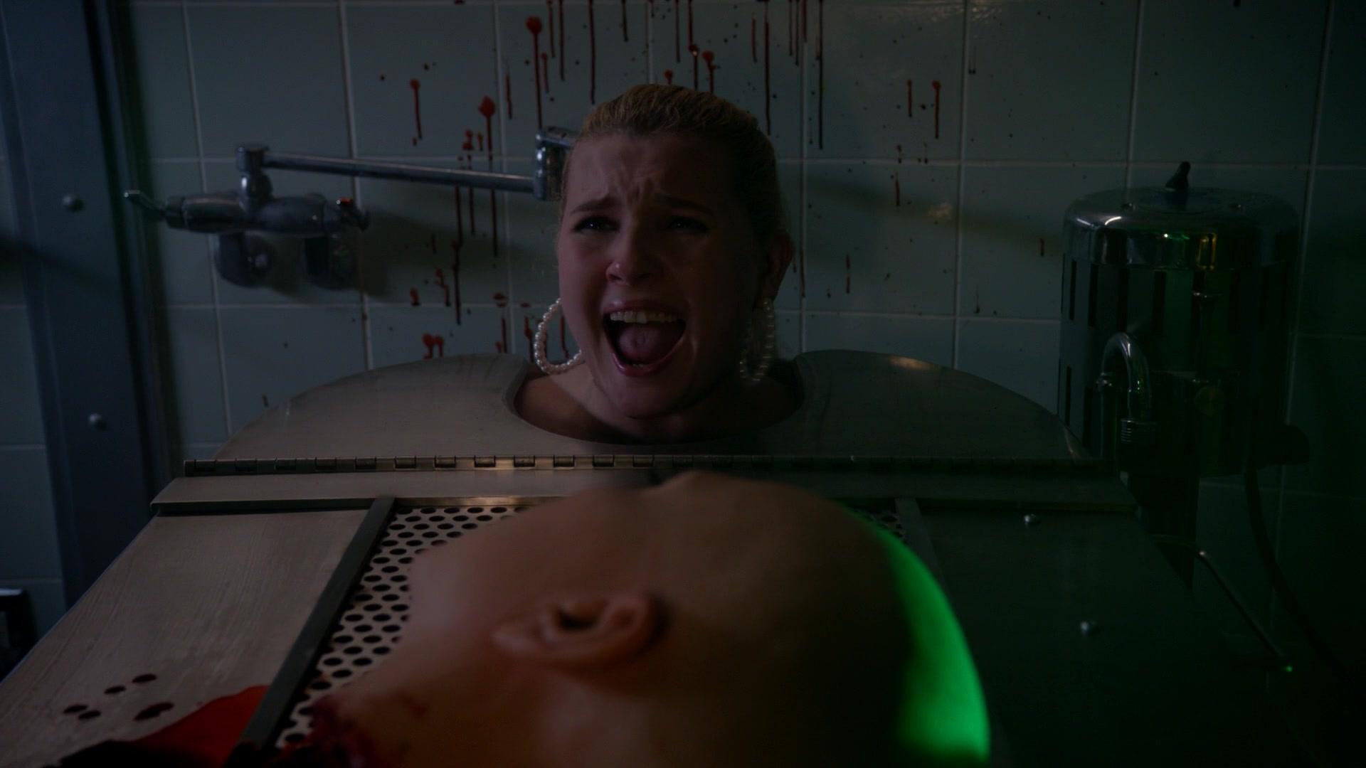 Scream_Queens_2016_S02E01_1080p_6031.jpg