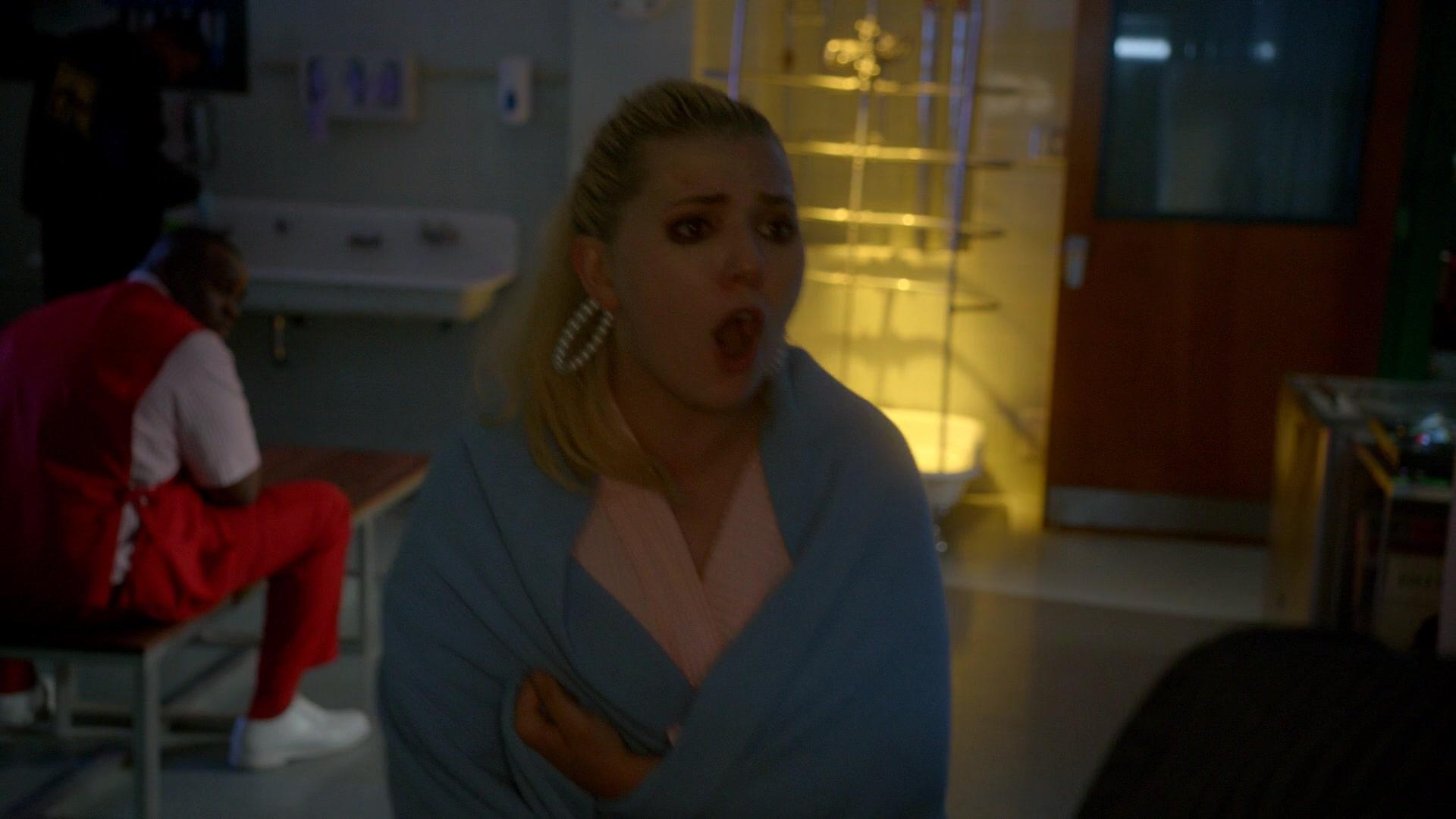 Scream_Queens_2016_S02E02_1080p_0183.jpg