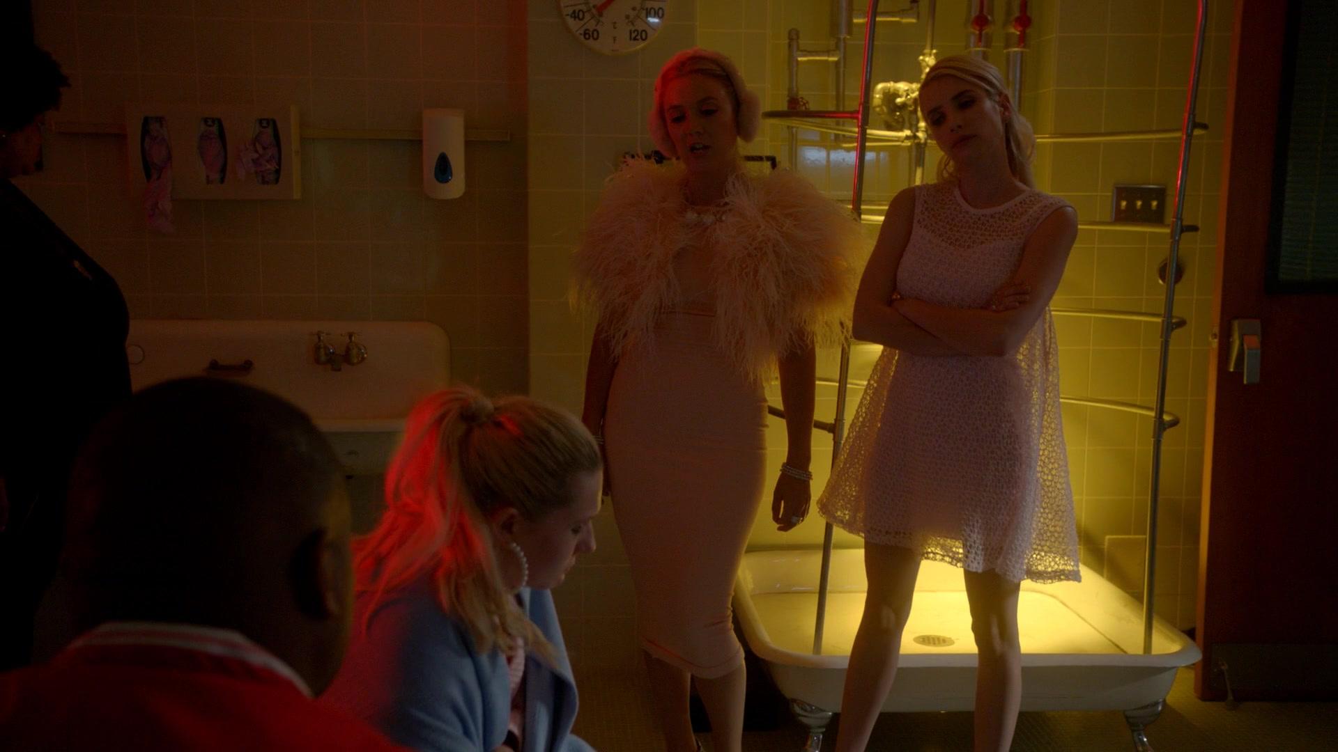 Scream_Queens_2016_S02E02_1080p_0306.jpg