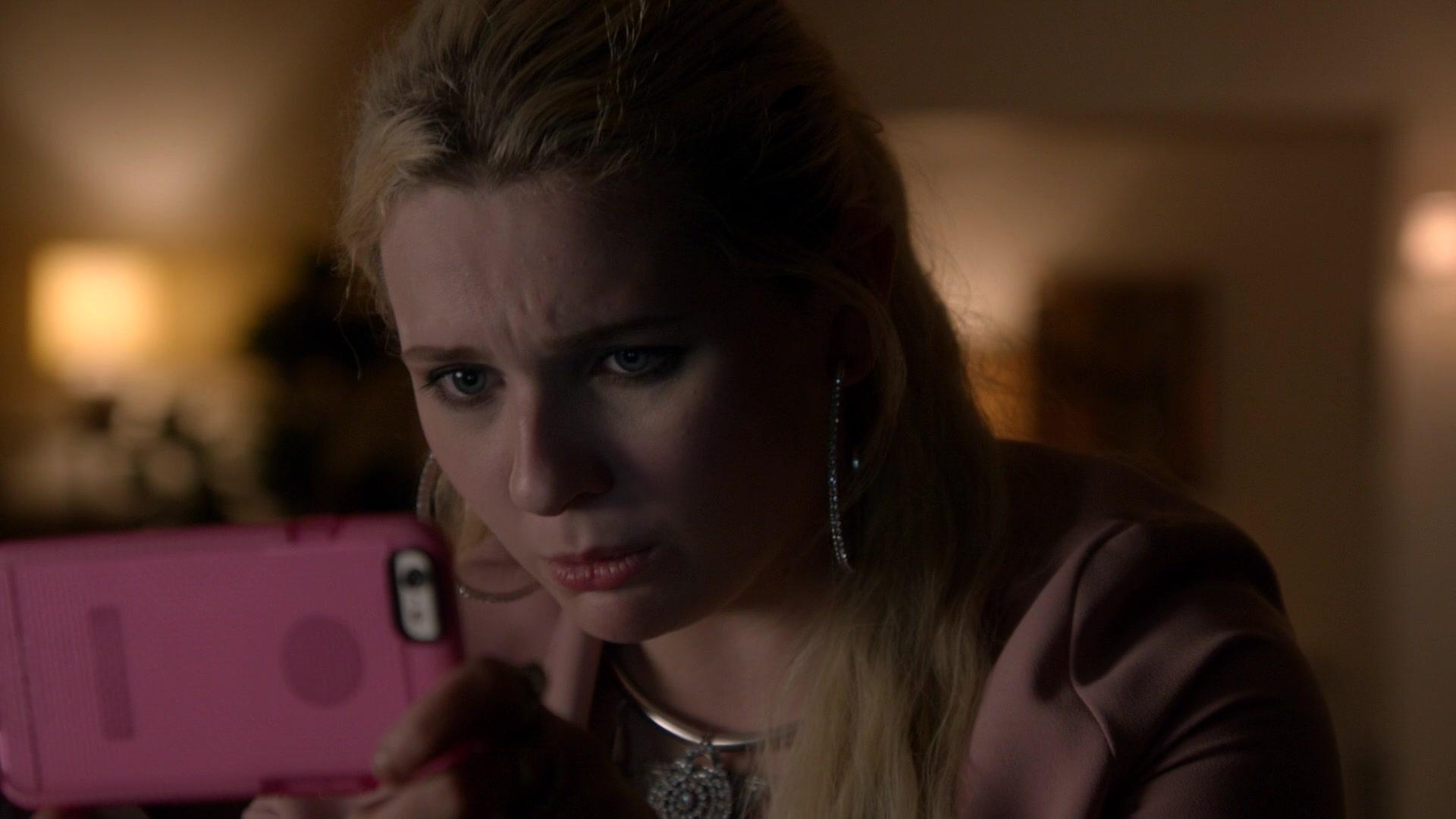 Scream_Queens_2016_S02E02_1080p_6002.jpg
