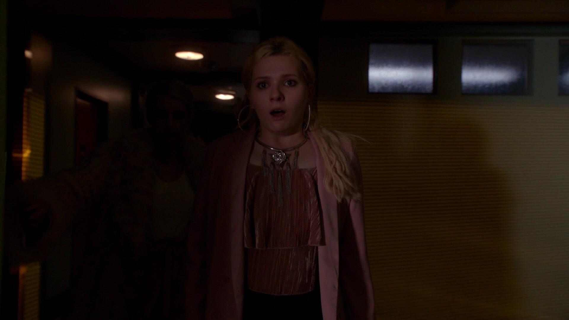 Scream_Queens_2016_S02E02_1080p_6187.jpg