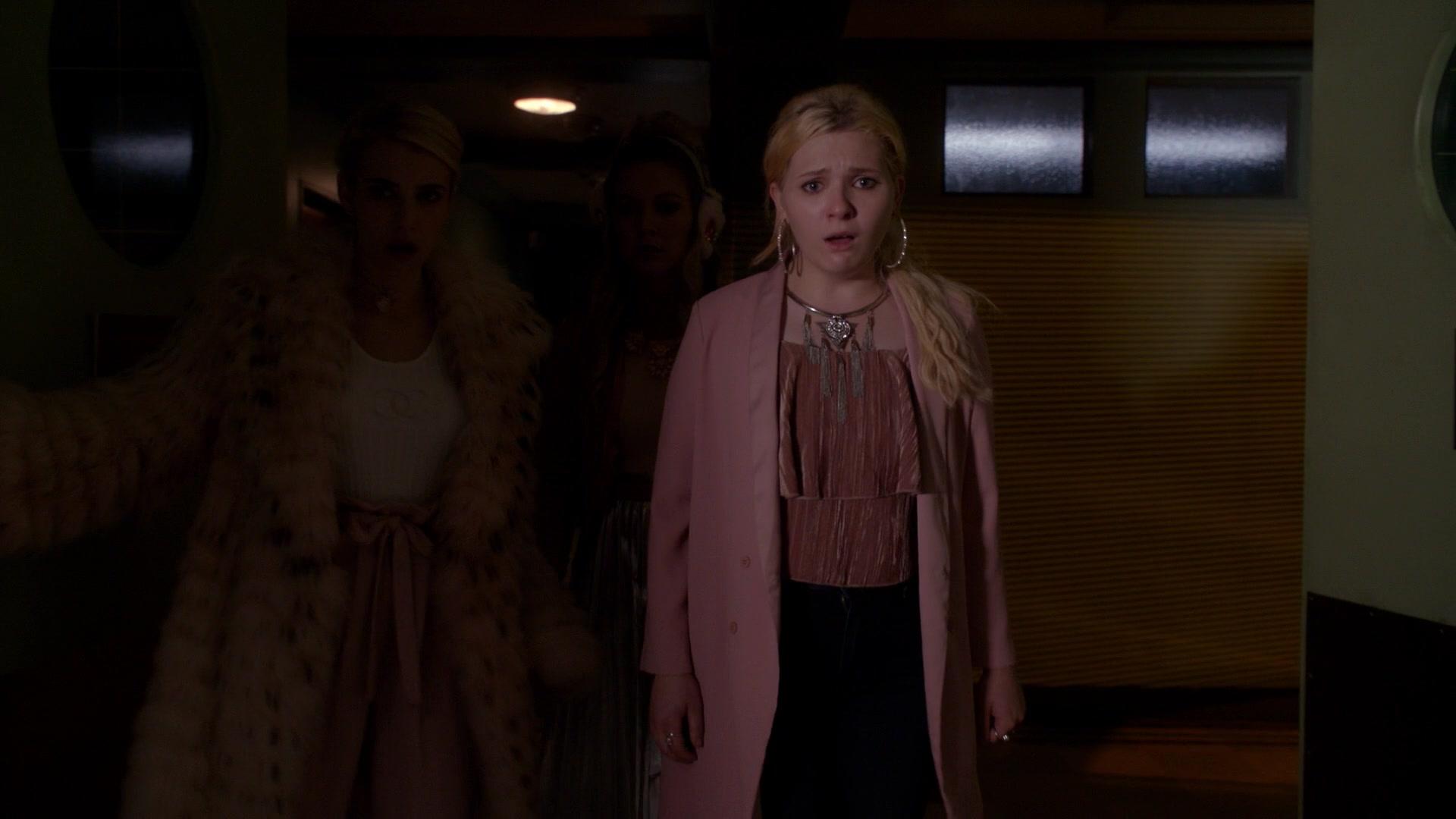 Scream_Queens_2016_S02E02_1080p_6190.jpg