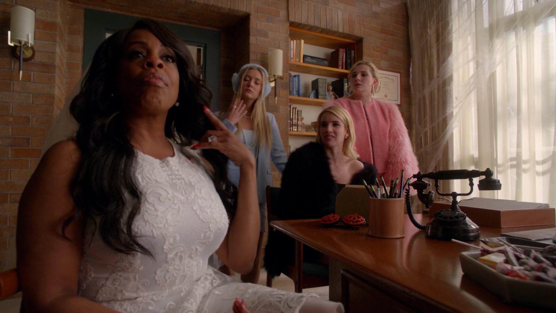 Scream_Queens_2015_S02E04_1080p_1241.jpg