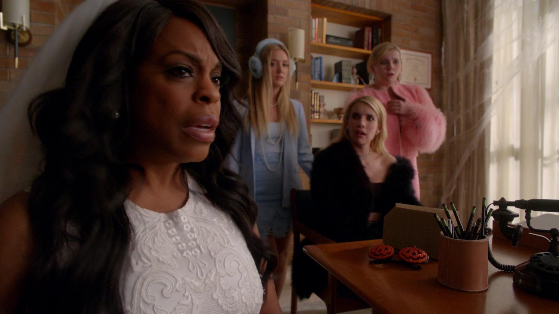 Scream_Queens_2015_S02E04_1080p_1389.jpg