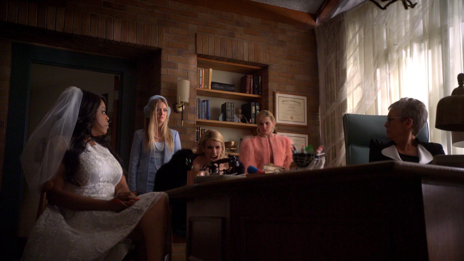 Scream_Queens_2015_S02E04_1080p_1509.jpg