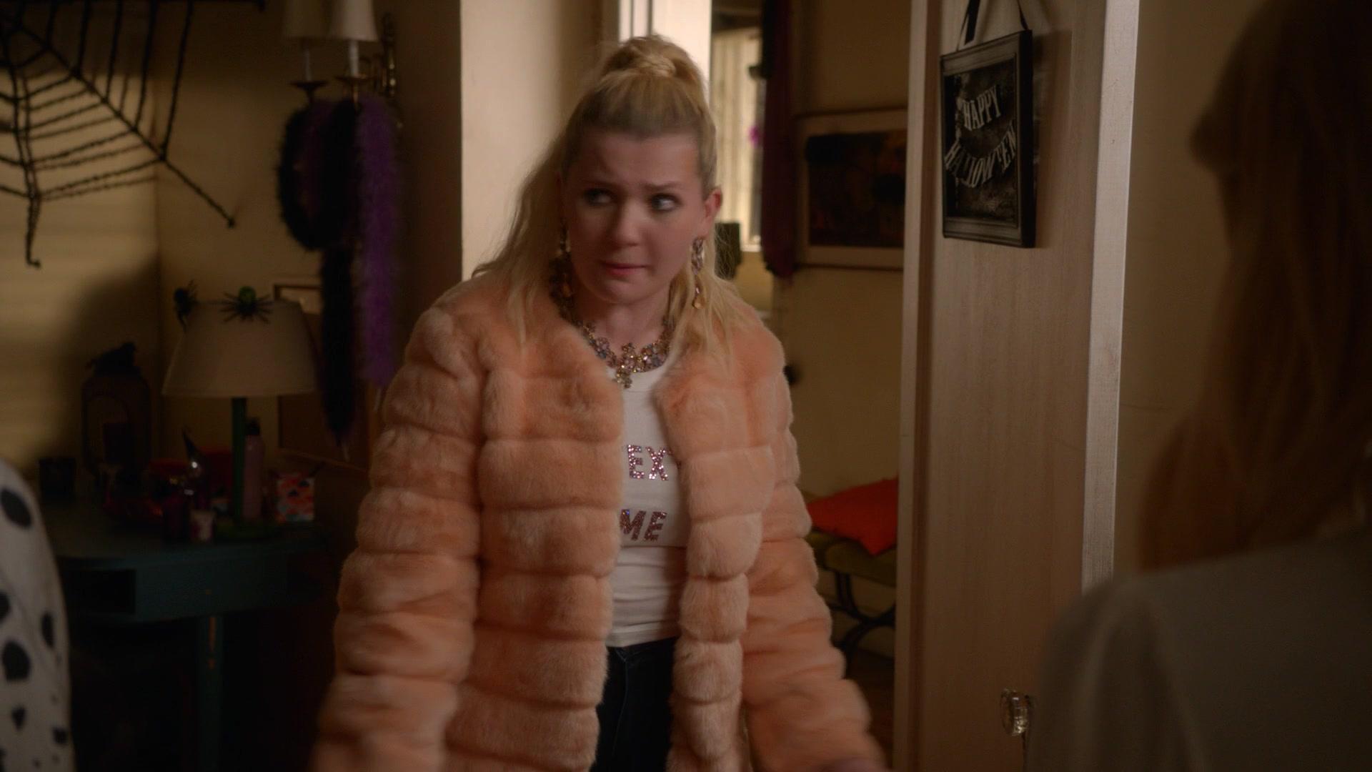 Scream_Queens_2015_S02E04_1080p_4149.jpg