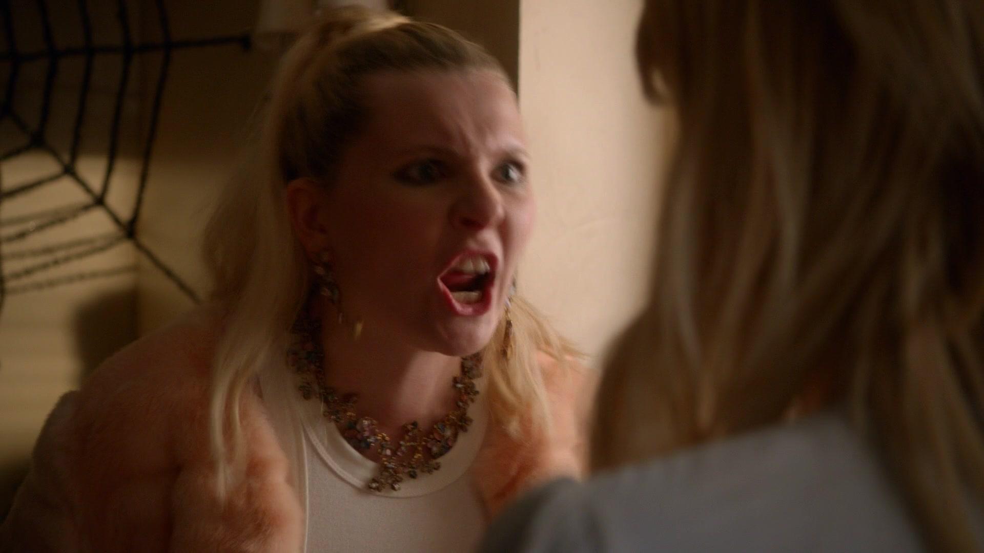 Scream_Queens_2015_S02E04_1080p_4300.jpg