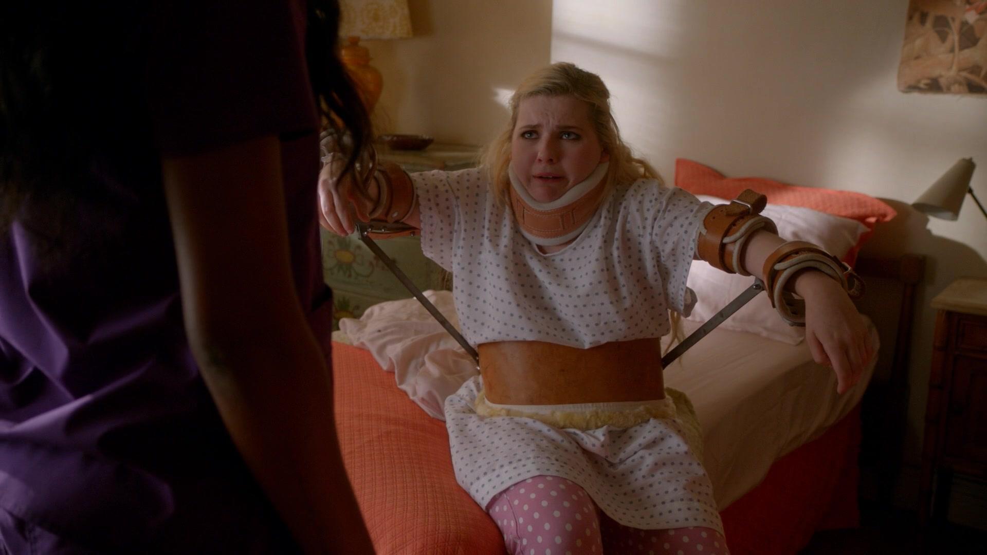 Scream_Queens_2016_S02E05_1080p_2144.jpg