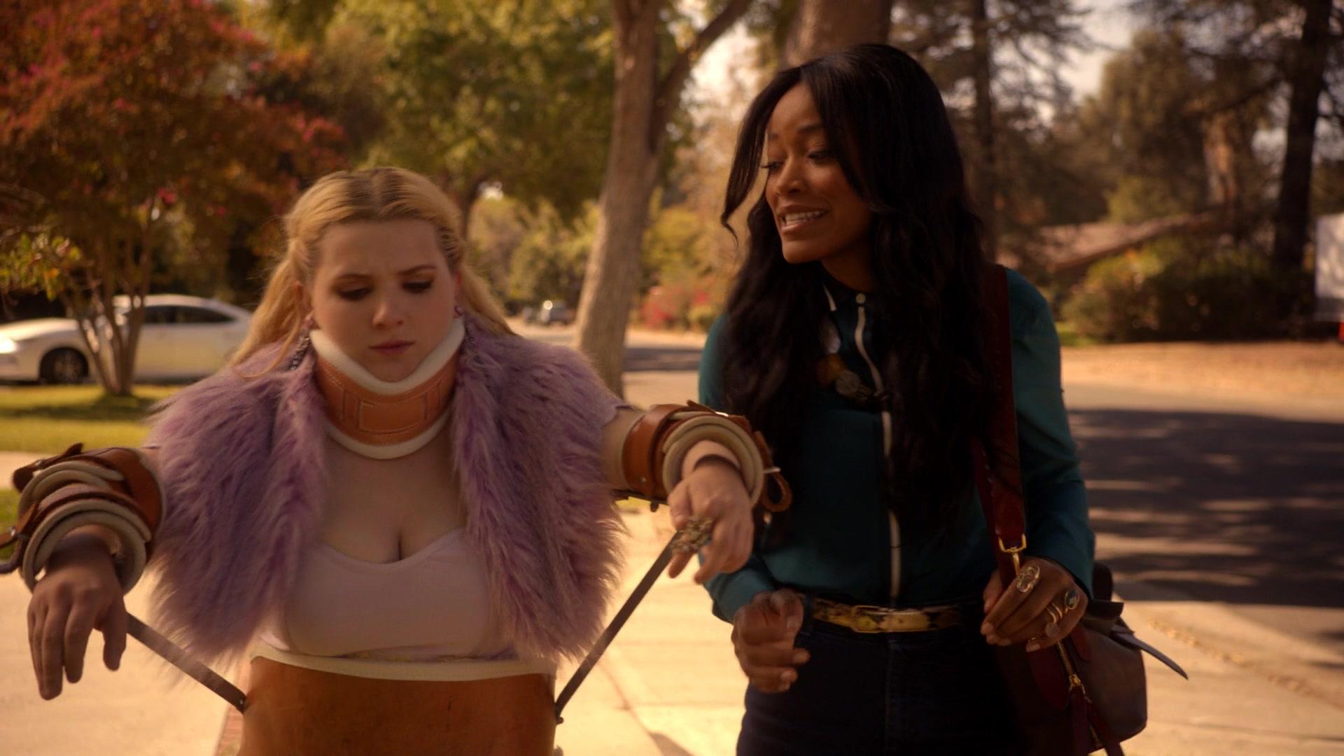 Scream_Queens_2016_S02E05_1080p_3602.jpg