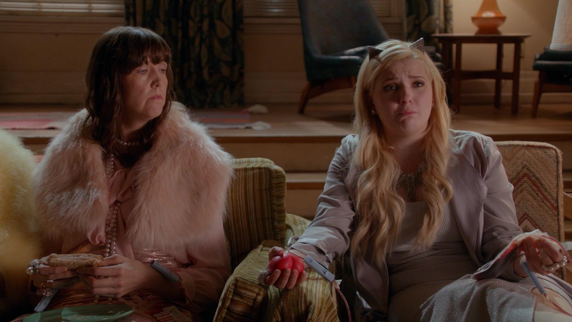 Scream_Queens_2016_S02E06_1080p_2058.jpg