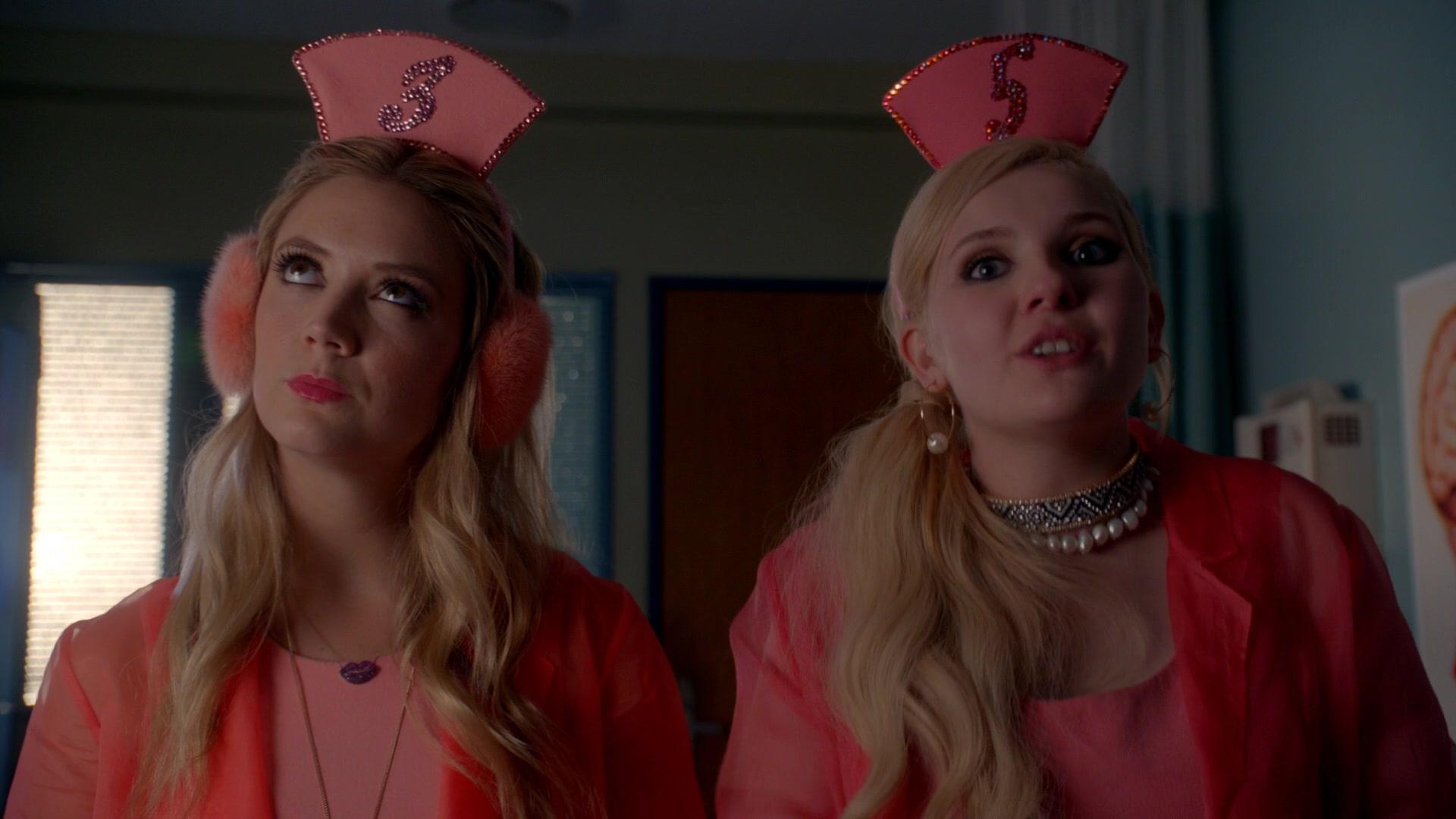 Scream_Queens_2016_S02E10_1080p_3140.jpg